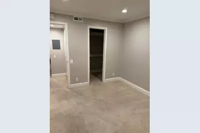 301 Kenbrook Cir, San Jose, CA 95111 - Photo 9