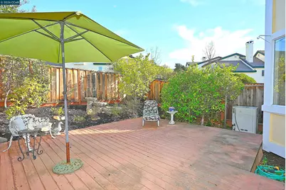 1295 Shell Cir, Clayton, CA 94517 - Photo 25
