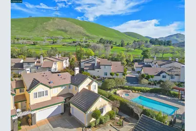 1295 Shell Cir, Clayton, CA 94517 - Photo 33