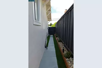 1515 Hampel St, Oakland, CA 94602 - Photo 47