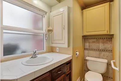 1128 Delaware St, Berkeley, CA 94702 - Photo 21