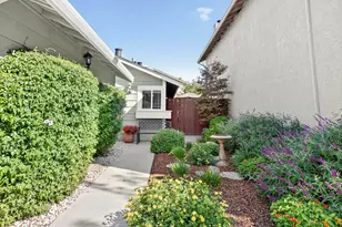 2229 Delucchi Dr, Pleasanton, CA 94588 - Photo 3