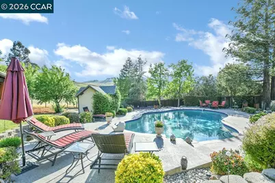 5308 Vista Point Ct, Concord, CA 94521 - Photo 37