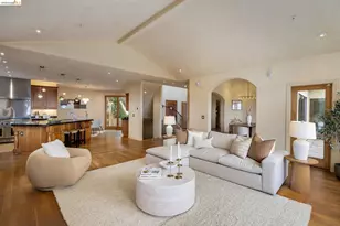 6257 Virgo Rd, Oakland, CA 94611 - Photo 15