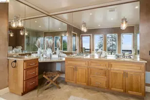 6257 Virgo Rd, Oakland, CA 94611 - Photo 43