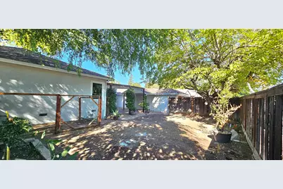 3195 Willow Pass Rd, Concord, CA 94519 - Photo 23