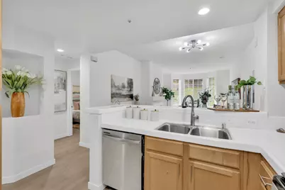 320 Caldecott #116, Oakland, CA 94618 - Photo 7