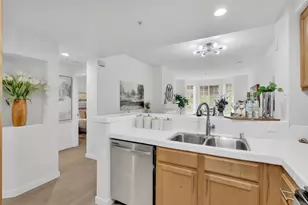 320 Caldecott, Oakland, CA 94618 - Photo 7