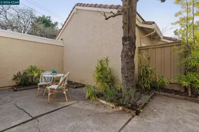 1003 Northoak Dr, Walnut Creek, CA 94598 - Photo 17