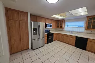 2581 El Portal Dr, San Pablo, CA 94806 - Photo 13