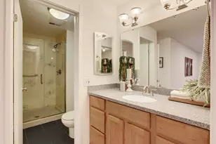 323 Monte Vista Ave, Oakland, CA 94611 - Photo 25