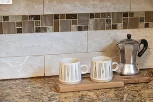 2005 36th Ave, Oakland, CA 94601 - Photo 21