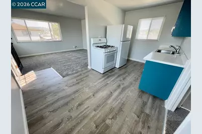 1636 101st Ave, Oakland, CA 94603 - Photo 5