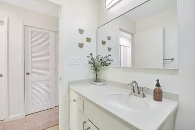 407 Orange St #410, Oakland, CA 94610 - Photo 25