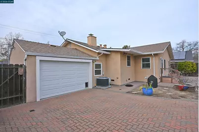 1013 Pleasant Valley Dr, Pleasant Hill, CA 94523 - Photo 37