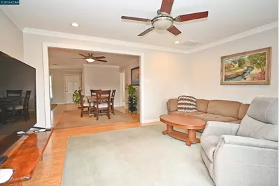 1013 Pleasant Valley Dr, Pleasant Hill, CA 94523 - Photo 17