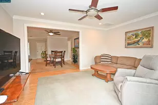 1013 Pleasant Valley Dr, Pleasant Hill, CA 94523 - Photo 17