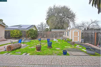 1013 Pleasant Valley Dr, Pleasant Hill, CA 94523 - Photo 35