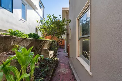 832 Walker, Oakland, CA 94610 - Photo 25