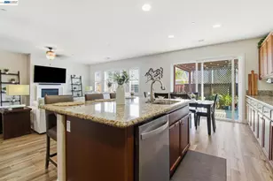 868 San Remo Ln, Mountain House, CA 95391 - Photo 7