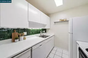 470 Civic Dr, Walnut Creek, CA 94596 - Photo 5