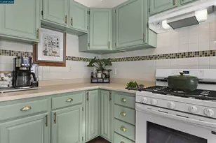 204 Alameda St, Vallejo, CA 94590 - Photo 9