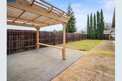 1021 Azusa St, Sacramento, CA 95833 - Photo 11
