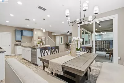 1703 Solano Court, Lathrop, CA 95330 - Photo 15