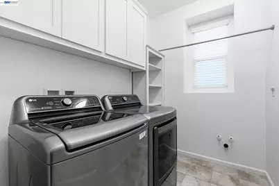 1703 Solano Court, Lathrop, CA 95330 - Photo 33