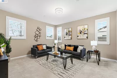 1703 Solano Court, Lathrop, CA 95330 - Photo 21
