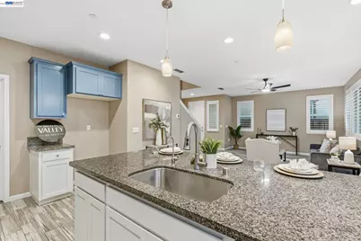 1703 Solano Court, Lathrop, CA 95330 - Photo 13