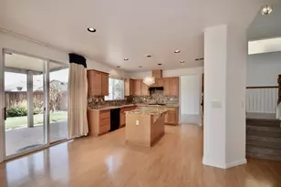 9416 Lyndley Plaza Way, Elk Grove, CA 95624 - Photo 11