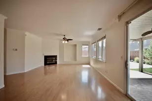 9416 Lyndley Plaza Way, Elk Grove, CA 95624 - Photo 13