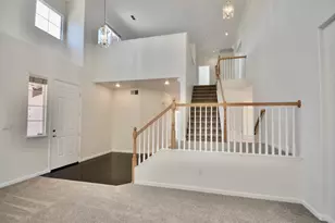 9416 Lyndley Plaza Way, Elk Grove, CA 95624 - Photo 5