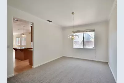 9416 Lyndley Plaza Way, Elk Grove, CA 95624 - Photo 7