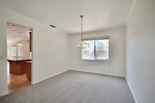 9416 Lyndley Plaza Way, Elk Grove, CA 95624 - Photo 7