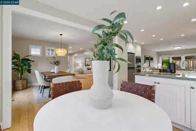 1011 Del Rio Way, Moraga, CA 94556 - Photo 17