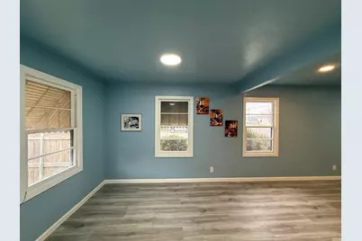 5500 Fruitridge Rd, Sacramento, CA 95820 - Photo 5