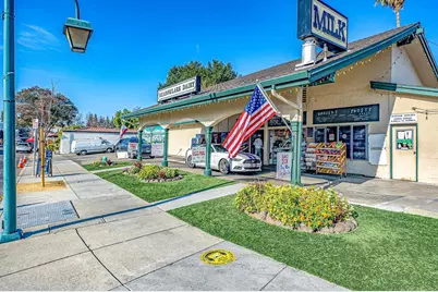 297 Del Valle Ct, Pleasanton, CA 94566 - Photo 45