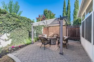 297 Del Valle Ct, Pleasanton, CA 94566 - Photo 35