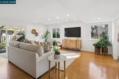 183 Miramonte Dr, Moraga, CA 94556 - Photo 5