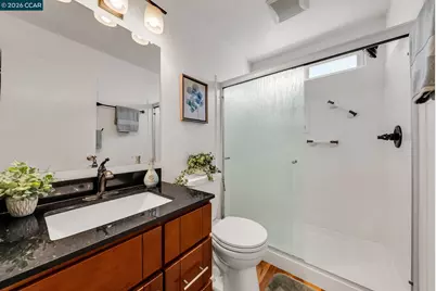 121 Fir Ct, Hercules, CA 94547 - Photo 27
