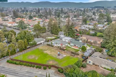 1579 Farm Bureau Rd, Concord, CA 94519 - Photo 43