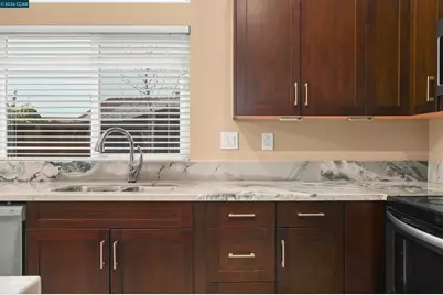 2241 Woodhill Dr, Pittsburg, CA 94565 - Photo 11