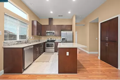 2241 Woodhill Dr, Pittsburg, CA 94565 - Photo 9