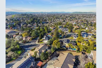 4040 Davenport Ln, Concord, CA 94518 - Photo 51