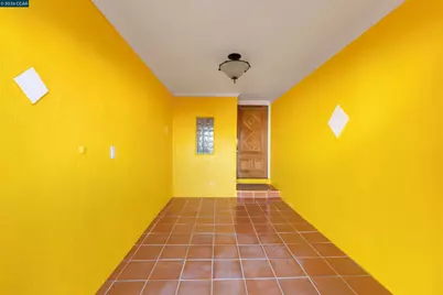 719 Lakeview Ave, San Francisco, CA 94112 - Photo 3