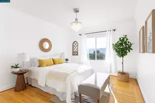 719 Lakeview Ave, San Francisco, CA 94112 - Photo 17