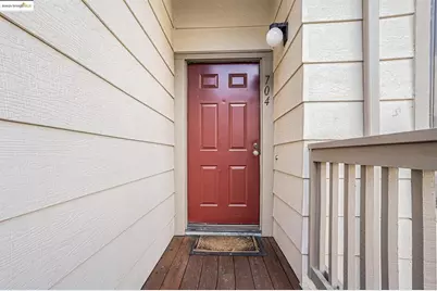 704 Windsor, Hercules, CA 94547 - Photo 3