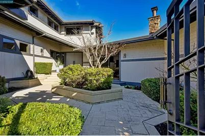 3284 Surmont Dr, Lafayette, CA 94549 - Photo 3